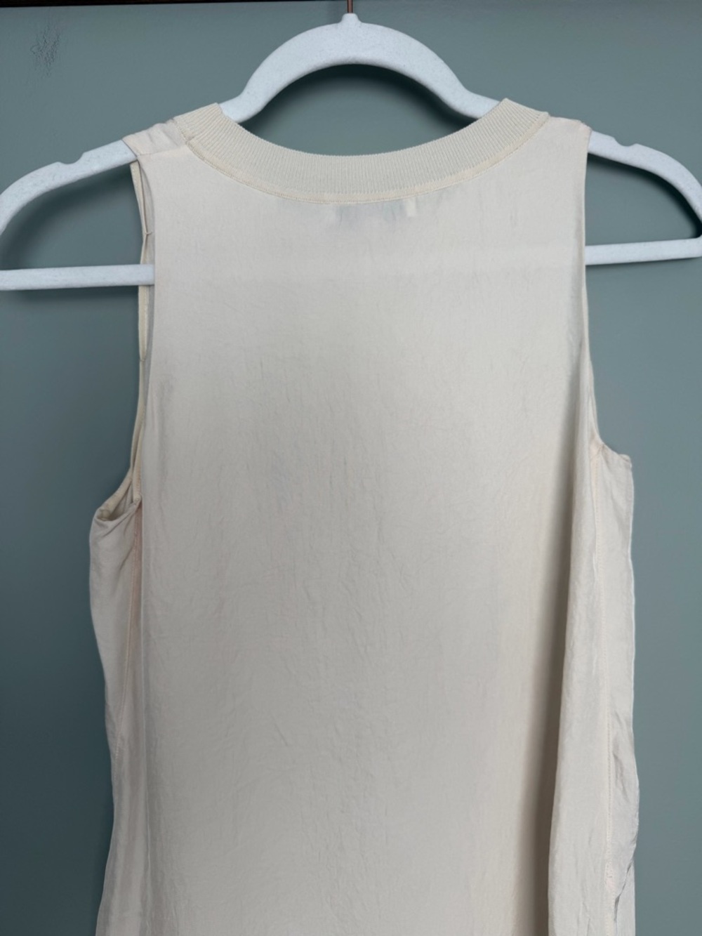 Vince Rib Trim High Neck Side Slit Beige Cream Sleeveless Shell Tank Top - Picture 8 of 13
